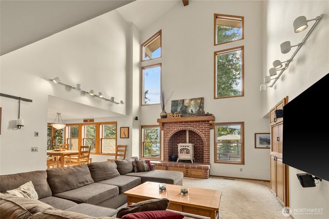 160 Wilderness Lane, Easton, WA 98925