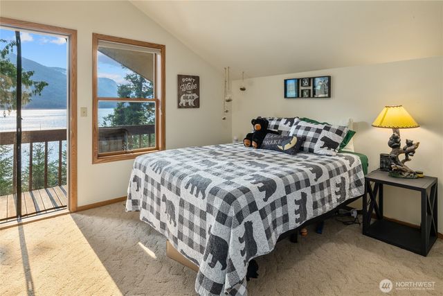 160 Wilderness Lane, Easton, WA 98925