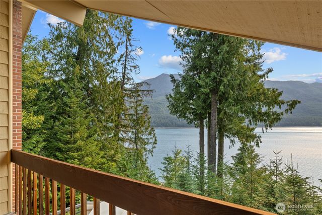 160 Wilderness Lane, Easton, WA 98925