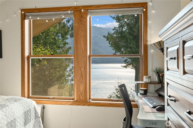 160 Wilderness Lane, Easton, WA 98925