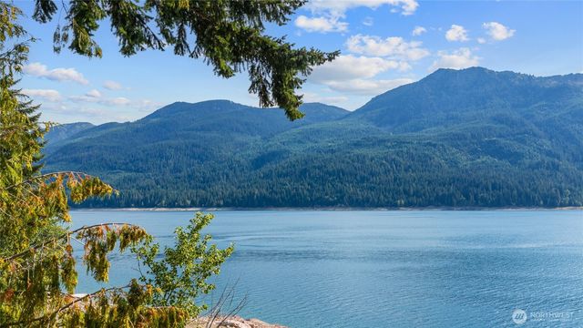 160 Wilderness Lane, Easton, WA 98925