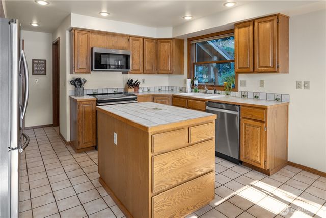160 Wilderness Lane, Easton, WA 98925