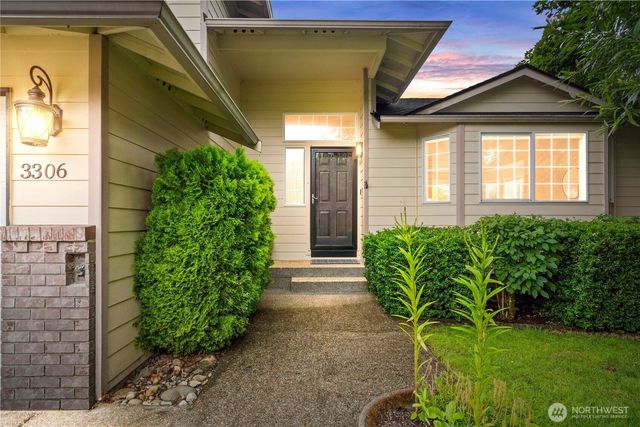 3306 48th Street NE, Tacoma, WA 98422