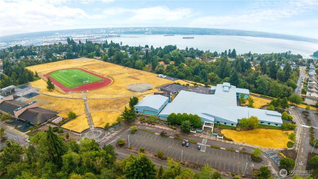 3306 48th Street NE, Tacoma, WA 98422