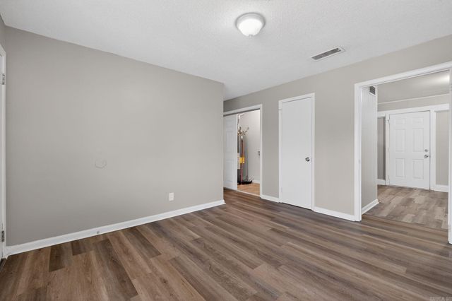 8400 Herrick Lane, Little Rock, AR 72209