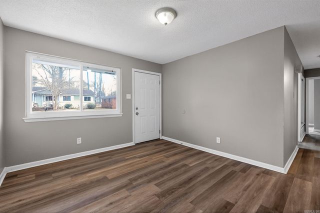 8400 Herrick Lane, Little Rock, AR 72209