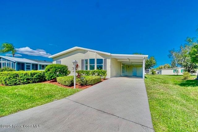 2824 Nine Iron Drive, Port St. Lucie, FL 34952