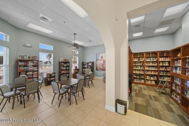2824 Nine Iron Drive, Port St. Lucie, FL 34952