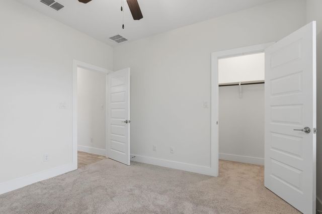 460 Parkline DR 34B, Georgetown, TX 78626