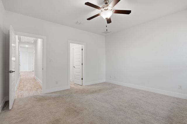460 Parkline DR 34B, Georgetown, TX 78626