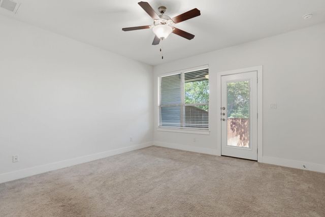 460 Parkline DR 34B, Georgetown, TX 78626