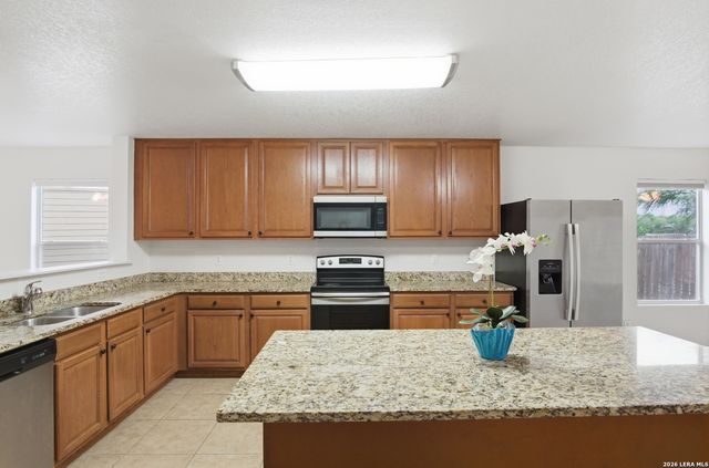 9323 SPRUCE CRST, San Antonio, TX 78245