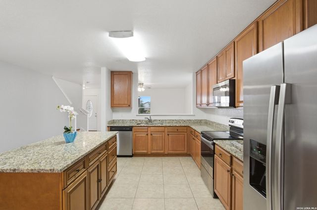 9323 SPRUCE CRST, San Antonio, TX 78245