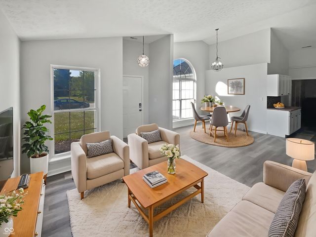 2020 Pheasant Run, Westfield, IN 46074