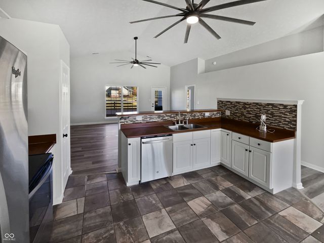 2020 Pheasant Run, Westfield, IN 46074