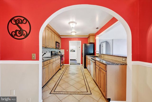 917 RAMBLING, Baltimore, MD 21228