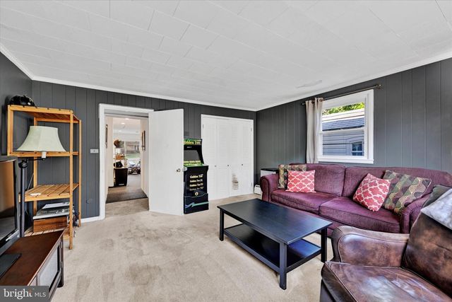 917 RAMBLING, Baltimore, MD 21228