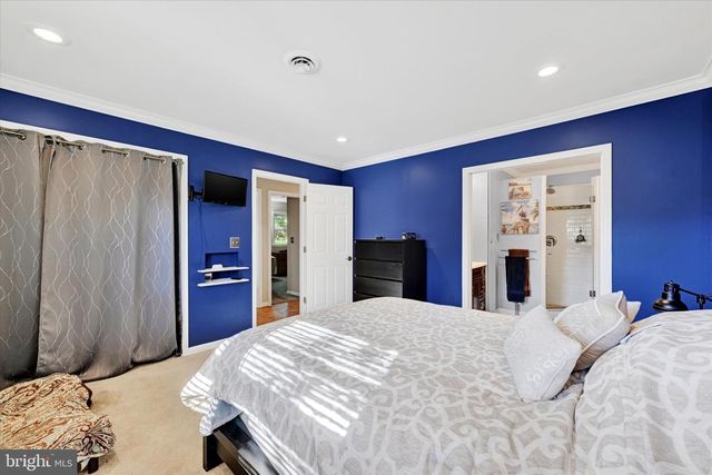917 RAMBLING, Baltimore, MD 21228