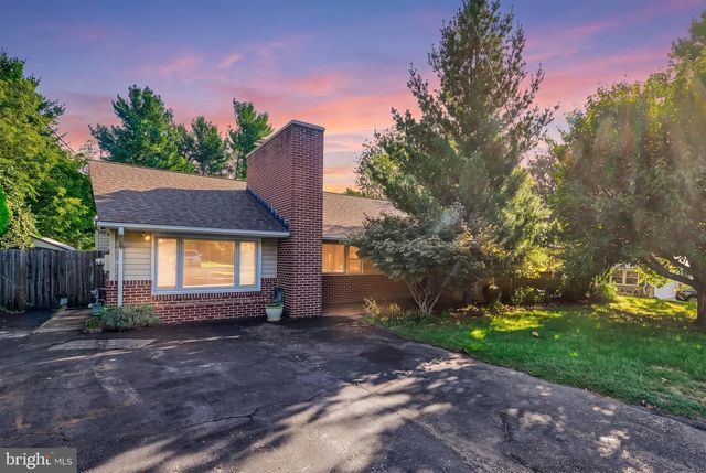 917 RAMBLING, Baltimore, MD 21228