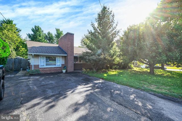 917 RAMBLING, Baltimore, MD 21228