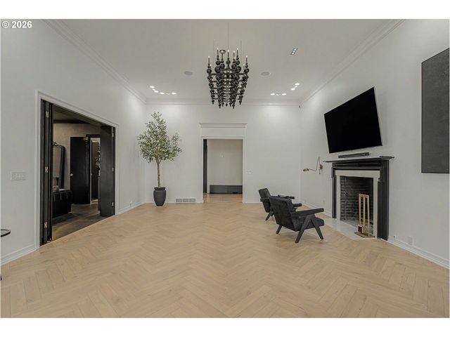 1636 Sw VISTA Ave, Portland, OR 97201
