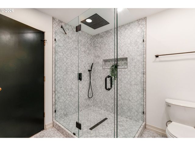 1636 Sw VISTA Ave, Portland, OR 97201