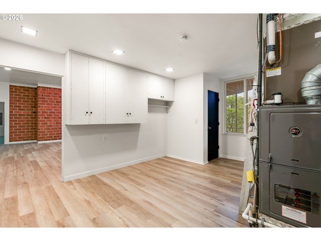 1636 Sw VISTA Ave, Portland, OR 97201