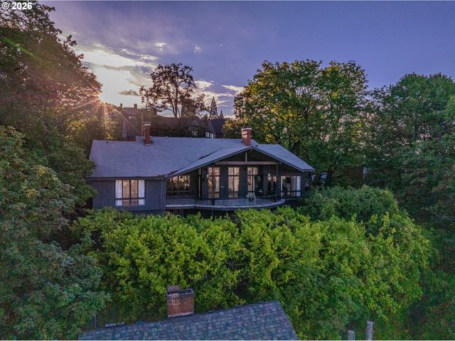 1636 Sw VISTA Ave, Portland, OR 97201
