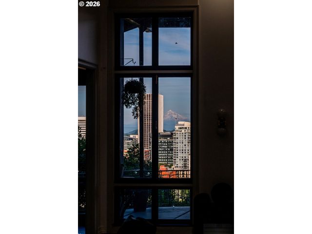 1636 Sw VISTA Ave, Portland, OR 97201