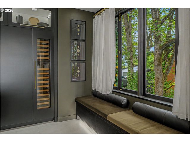 1636 Sw VISTA Ave, Portland, OR 97201