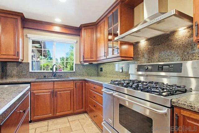 12858 Stone Canyon, Poway, CA 92064