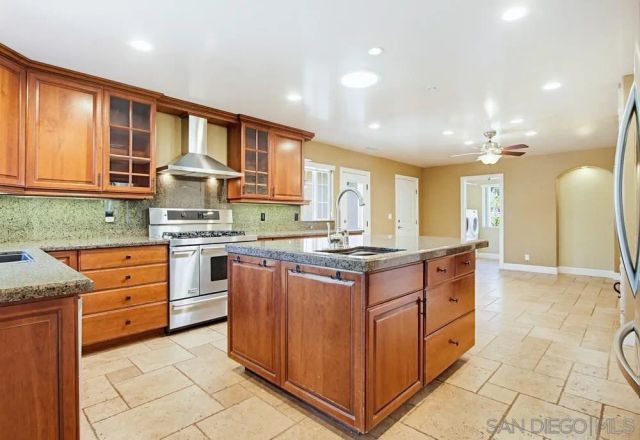 12858 Stone Canyon, Poway, CA 92064