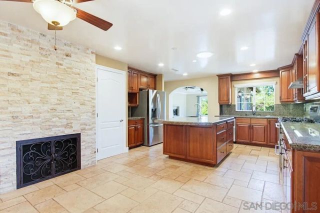 12858 Stone Canyon, Poway, CA 92064