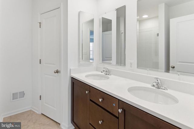 608 TRACY WAY, Martinsburg, WV 25403