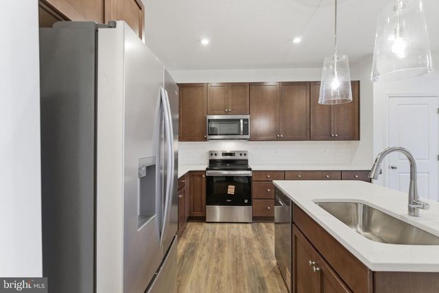 608 TRACY WAY, Martinsburg, WV 25403