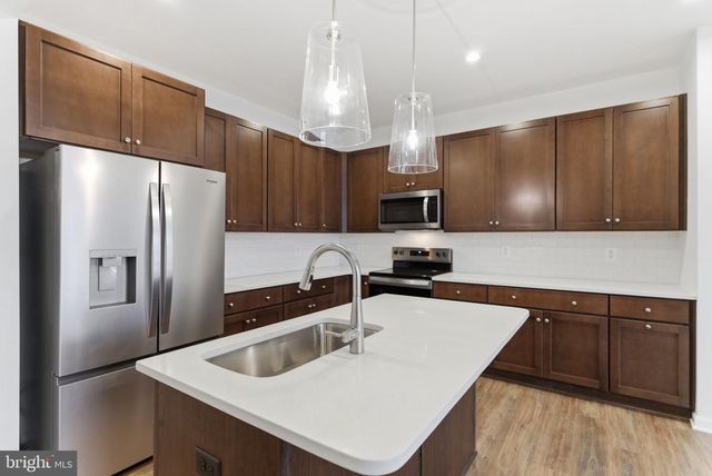 608 TRACY WAY, Martinsburg, WV 25403