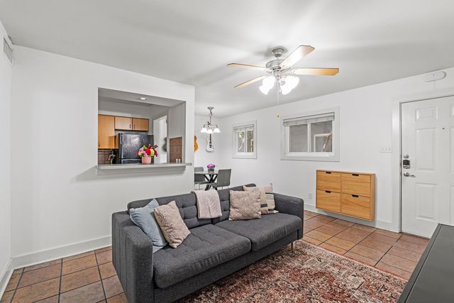 3815 Guadalupe ST 112, Austin, TX 78751