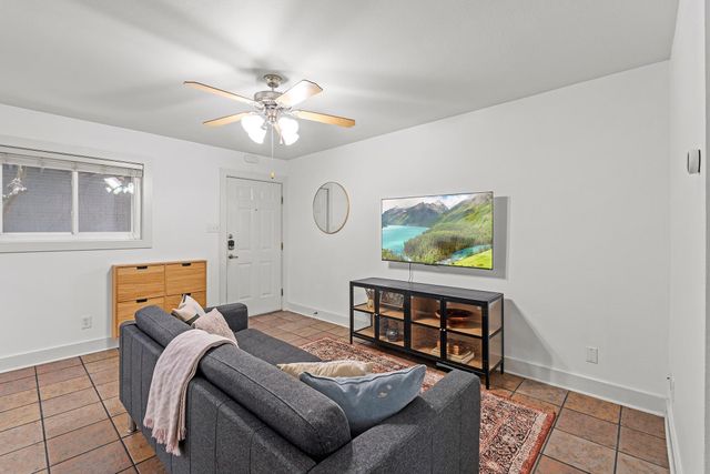 3815 Guadalupe ST 112, Austin, TX 78751