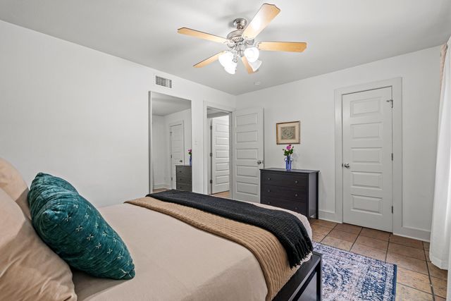 3815 Guadalupe ST 112, Austin, TX 78751