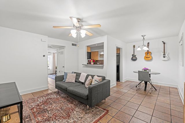 3815 Guadalupe ST 112, Austin, TX 78751