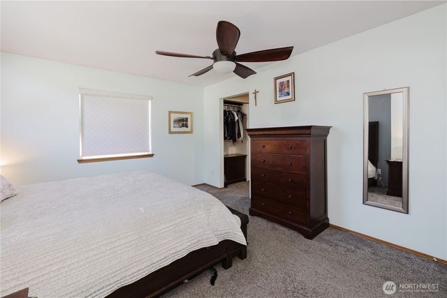 10002 99th Street SW, Lakewood, WA 98498