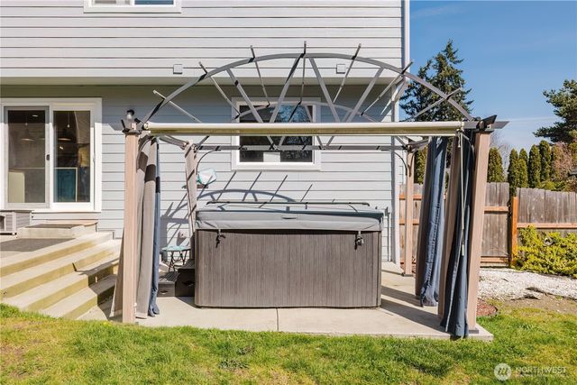 10002 99th Street SW, Lakewood, WA 98498