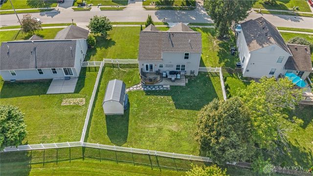 2014 Clearstream Way, Clayton, OH 45315