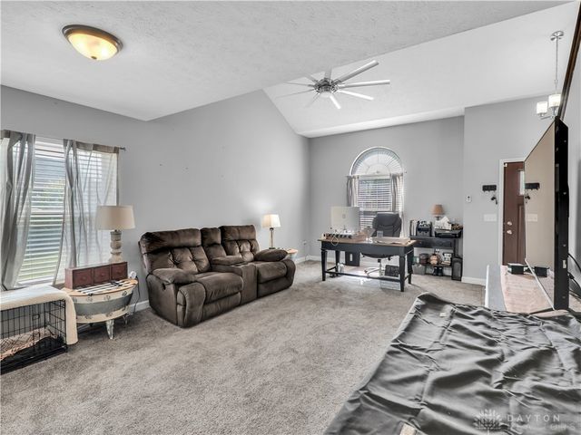 2014 Clearstream Way, Clayton, OH 45315