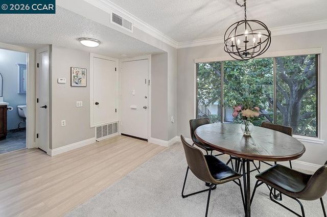 2716 Tice Creek 1, Walnut Creek, CA 94595