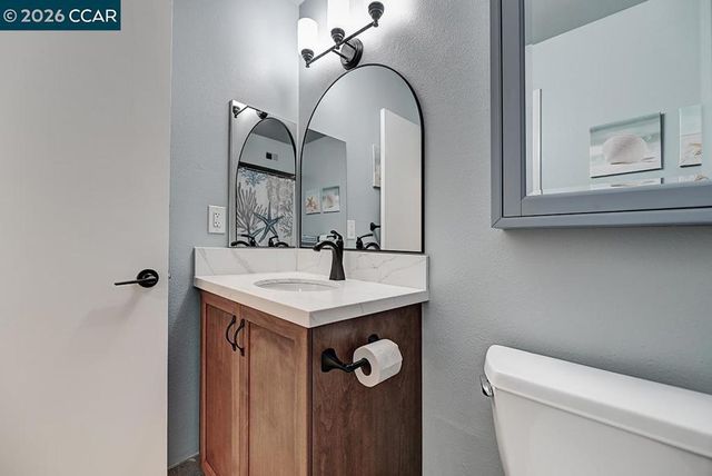 2716 Tice Creek 1, Walnut Creek, CA 94595