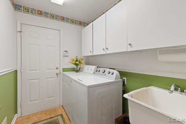 830 Richlyn Drive, Adrian Twp, MI 49221
