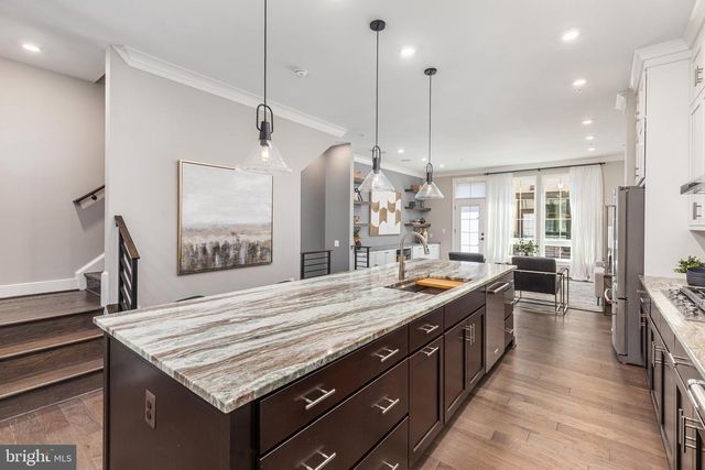 1876 EASTERLY RD, Reston, VA 20190