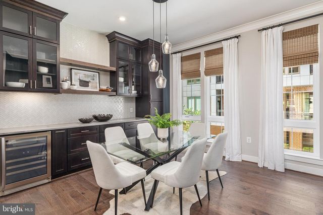 1876 EASTERLY RD, Reston, VA 20190