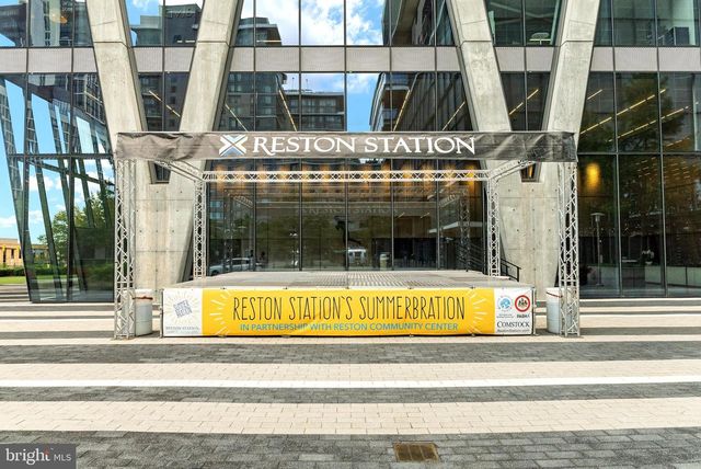 1876 EASTERLY RD, Reston, VA 20190